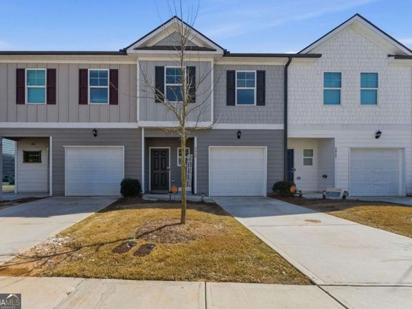 3410 Highbury Way, Lithonia, GA 30038