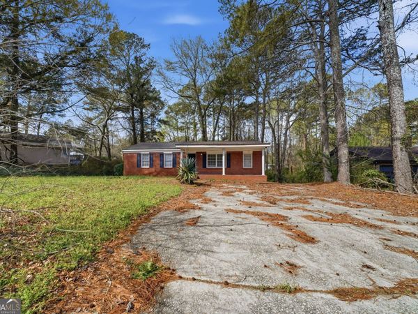 295 Charlotte Boulevard, Stockbridge, GA 30281