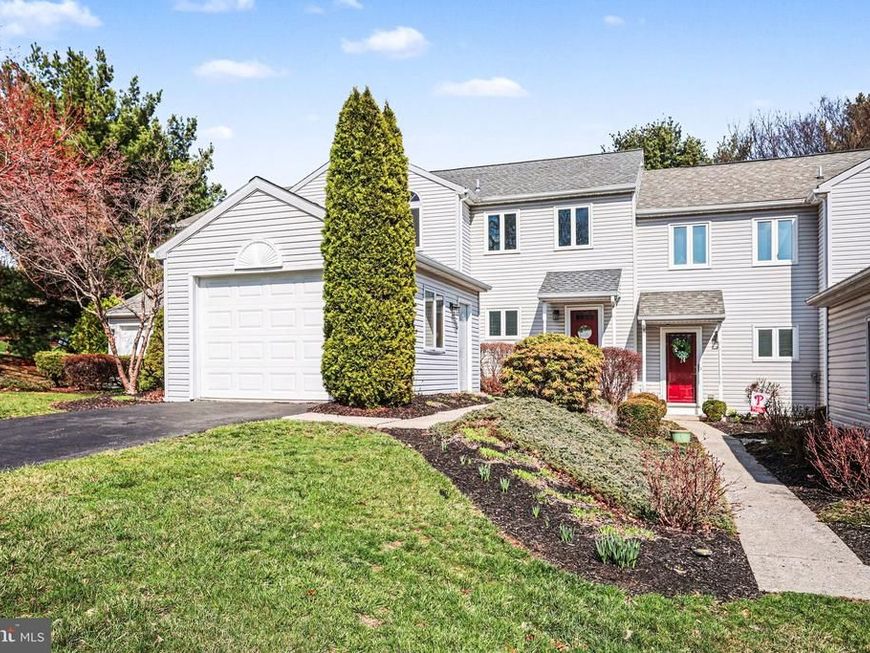 1822 Creek View Drive, New Cumberland, PA 17070 Main Photo