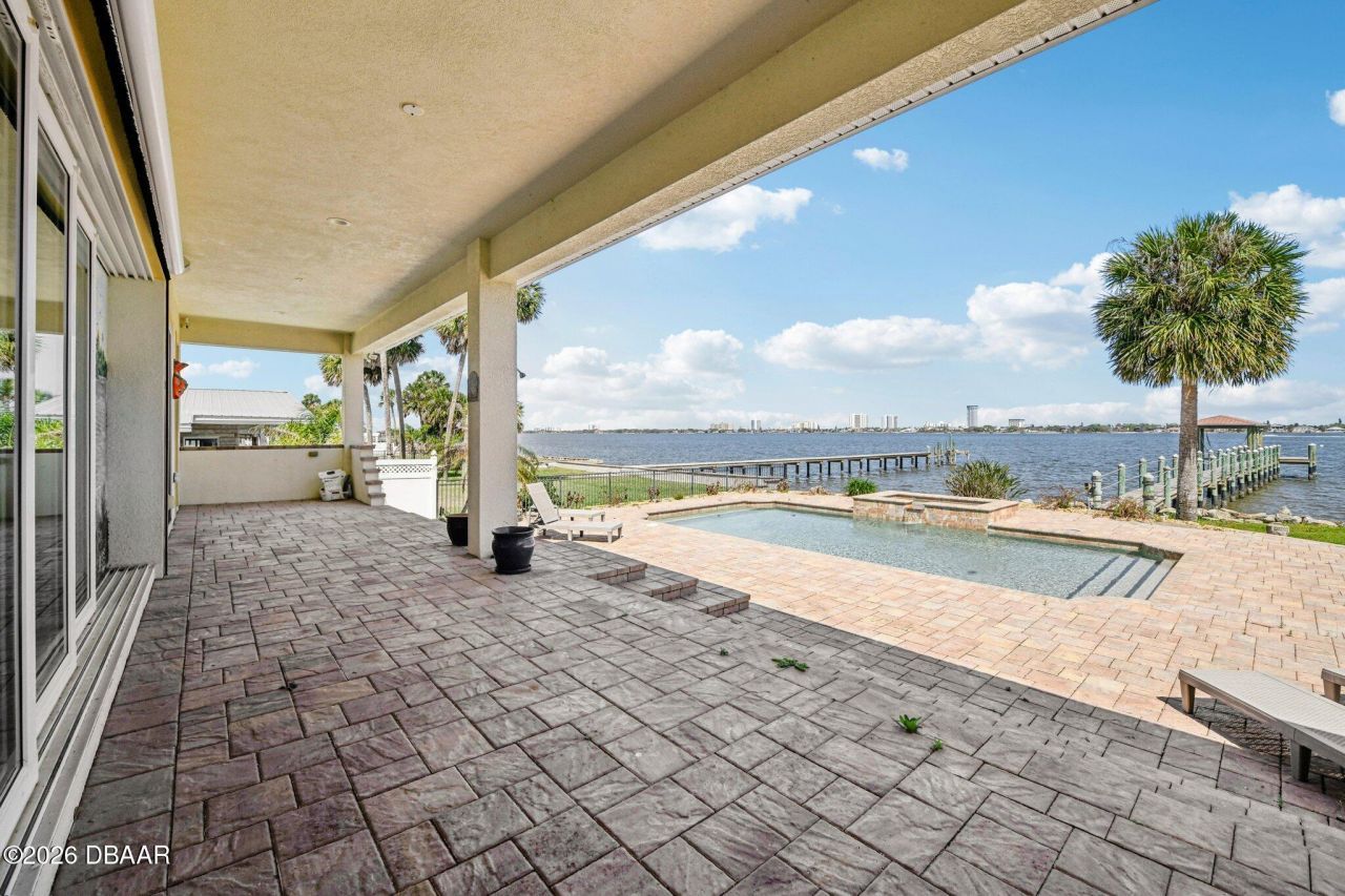 2227 S Palmetto Avenue, South Daytona, FL 32119 Photo