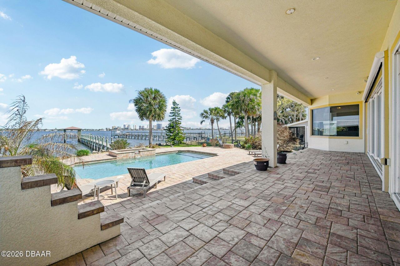 2227 S Palmetto Avenue, South Daytona, FL 32119 Photo