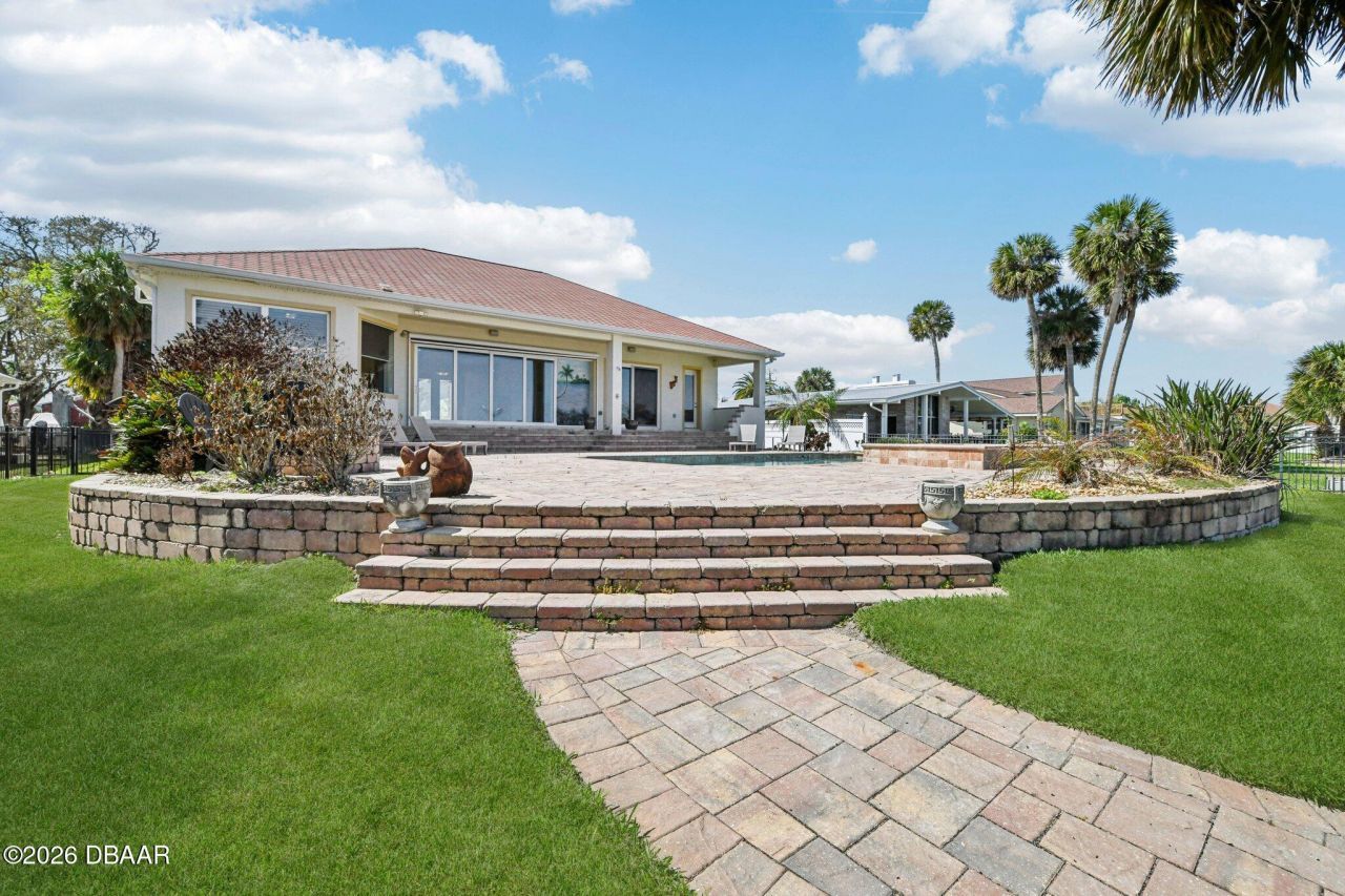 2227 S Palmetto Avenue, South Daytona, FL 32119 Photo