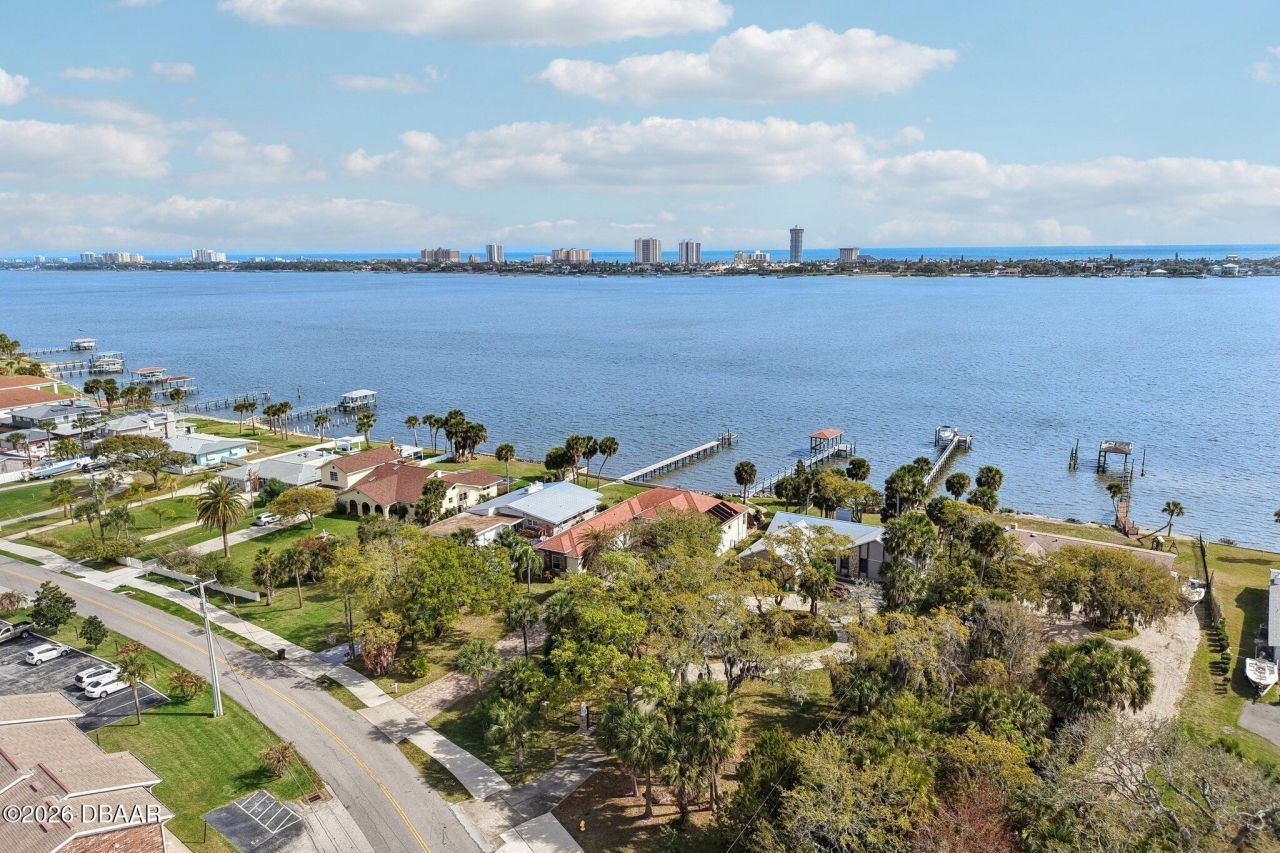 2227 S Palmetto Avenue, South Daytona, FL 32119 Photo