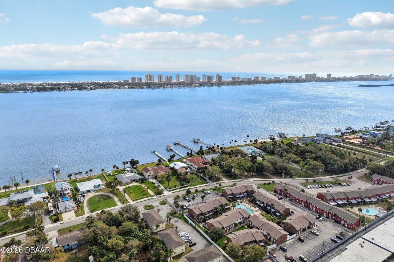 2227 S Palmetto Avenue, South Daytona, FL 32119 Photo