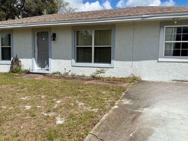 2715 Timberlake Avenue, Deltona, FL 32725