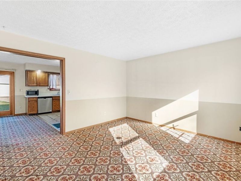 775 Shelley Parkway, Berea, OH 44017 Photo 2