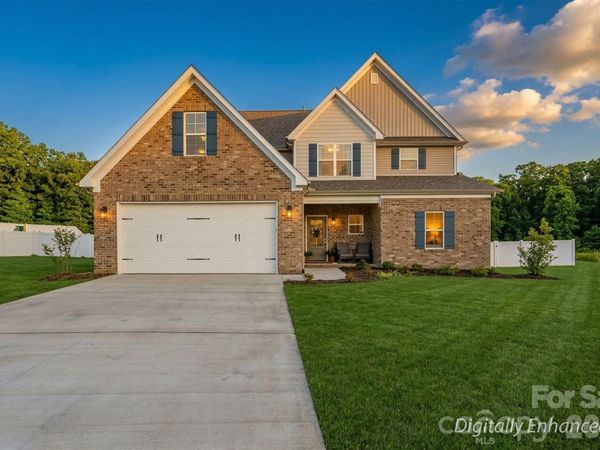 206 Hackamore Trail , Lexington, NC 27295