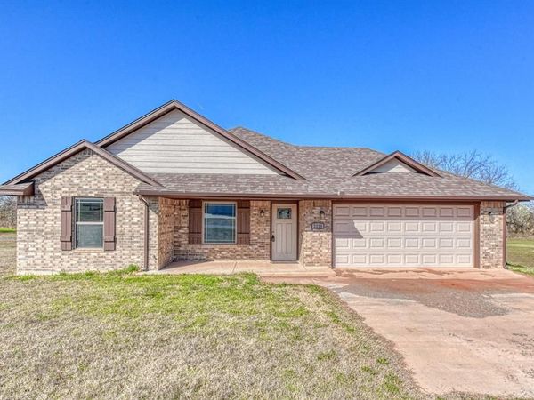 2210 County Street 2976, Blanchard, OK 73010