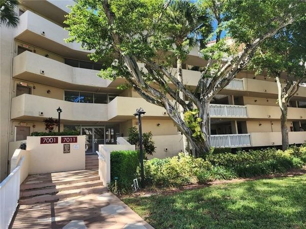 7001 Environ Boulevard, Unit 604, Lauderhill, FL 33319