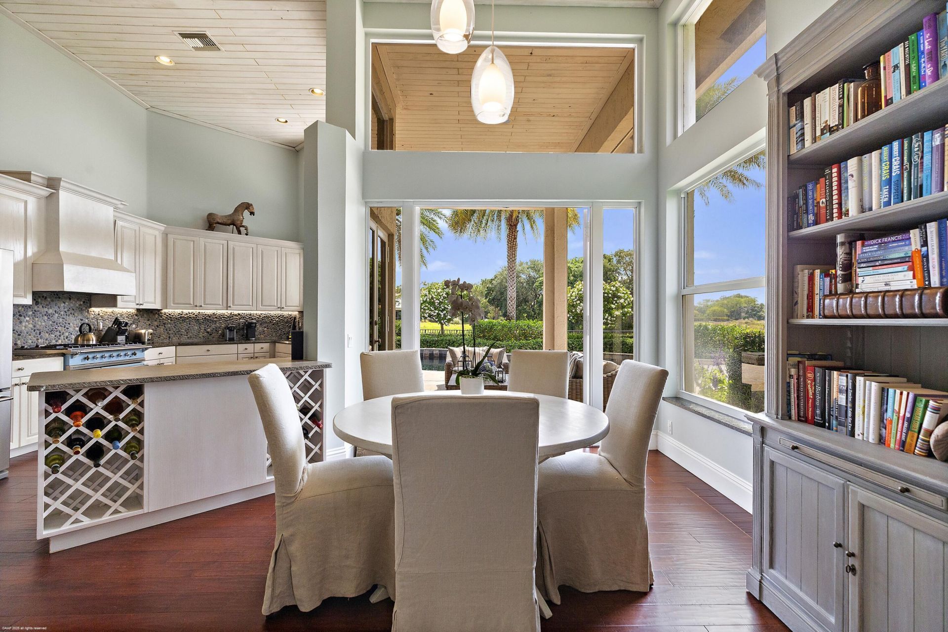 2990 Twin Oaks Way, Wellington, FL 33414 Photo