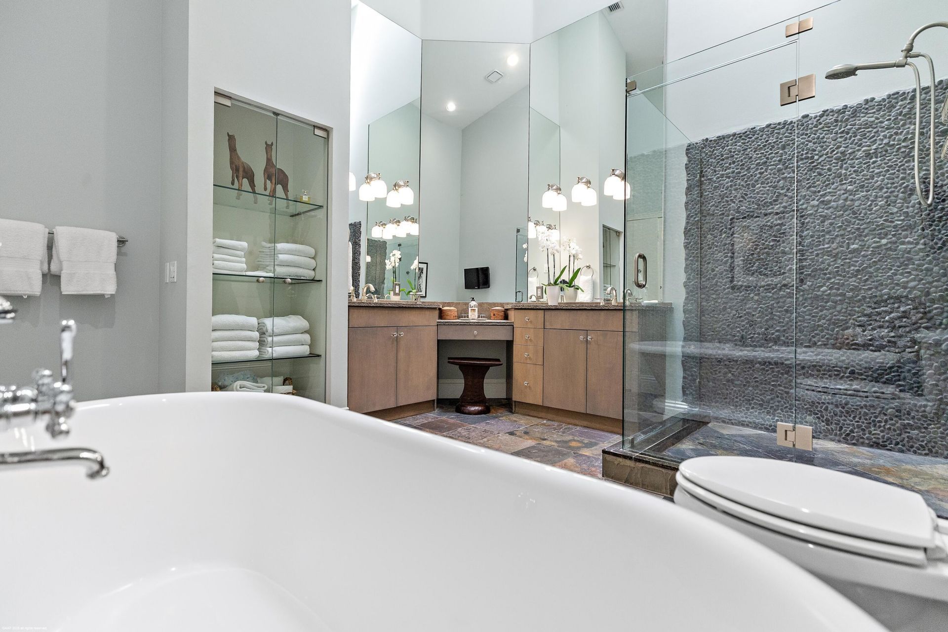 2990 Twin Oaks Way, Wellington, FL 33414 Photo