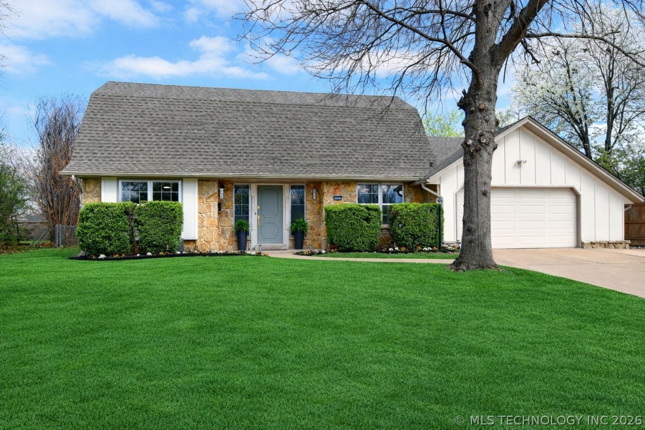 5923 E 48th Street, Tulsa, OK 74135 Main Photo