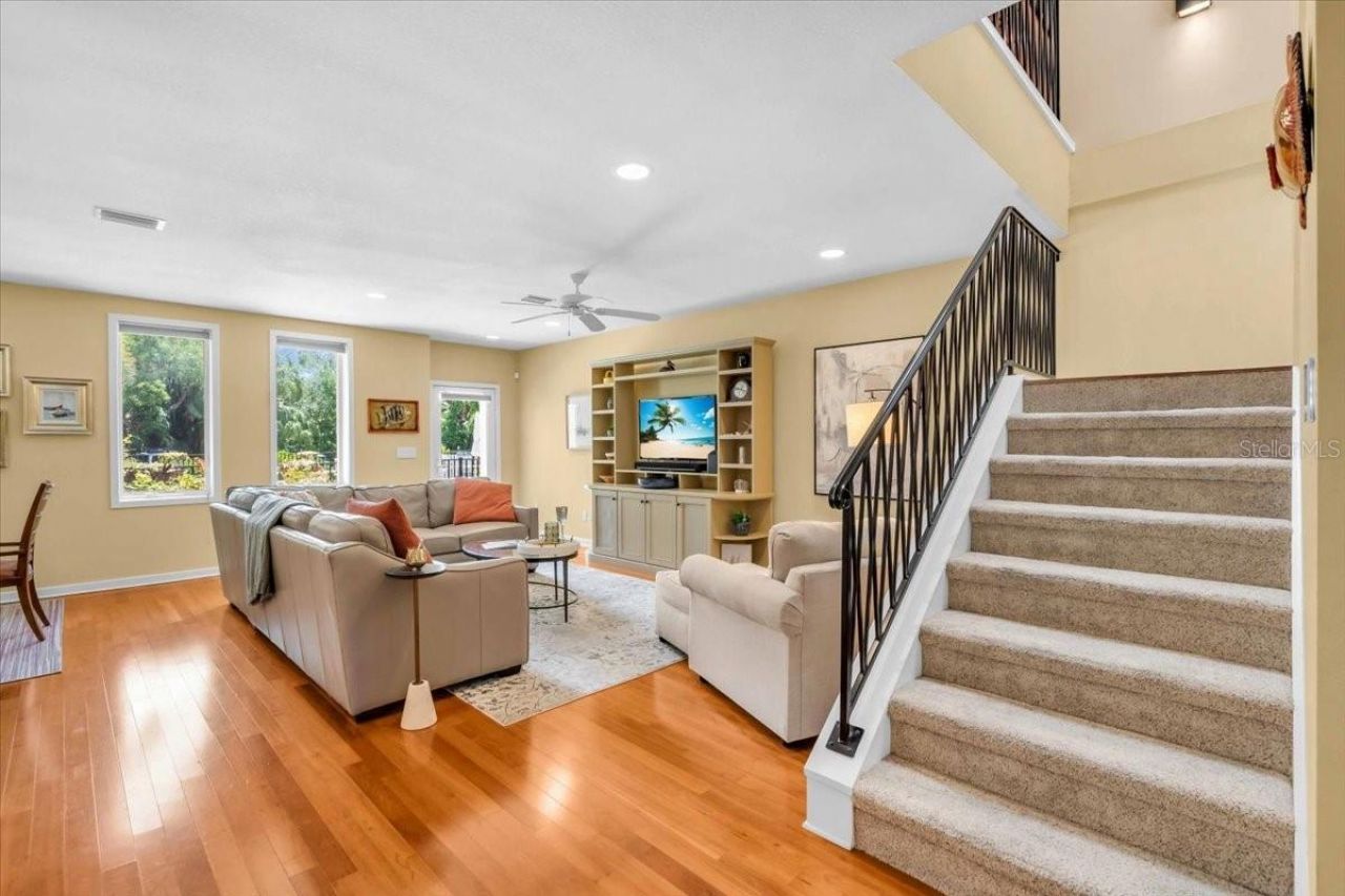 1685 Laurel Street, Unit 4, Sarasota, FL 34236 Photo