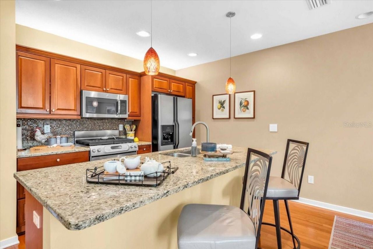 1685 Laurel Street, Unit 4, Sarasota, FL 34236 Photo