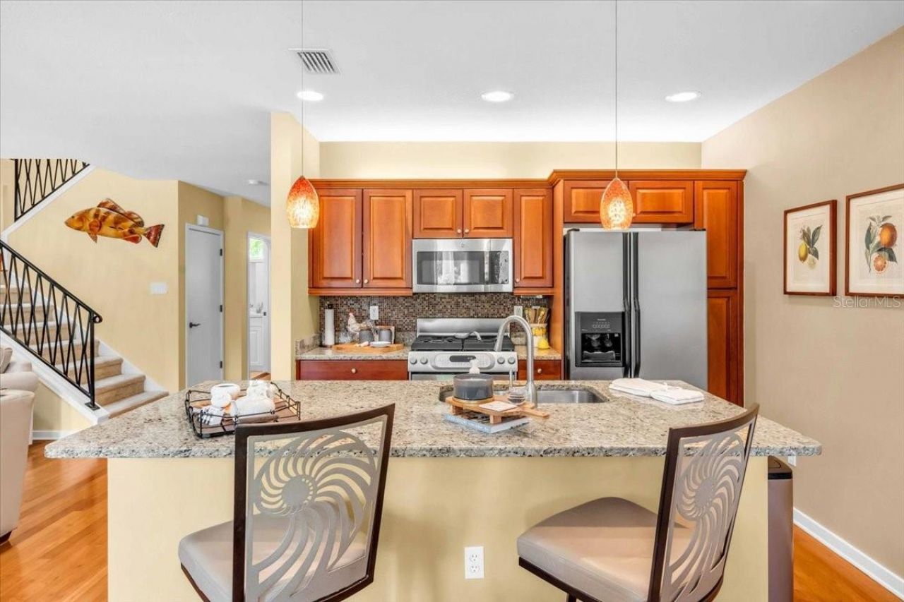 1685 Laurel Street, Unit 4, Sarasota, FL 34236 Photo