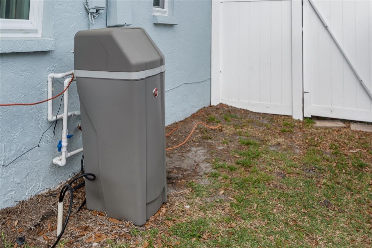 11796 Saree Court, Seminole, FL 33778 Photo