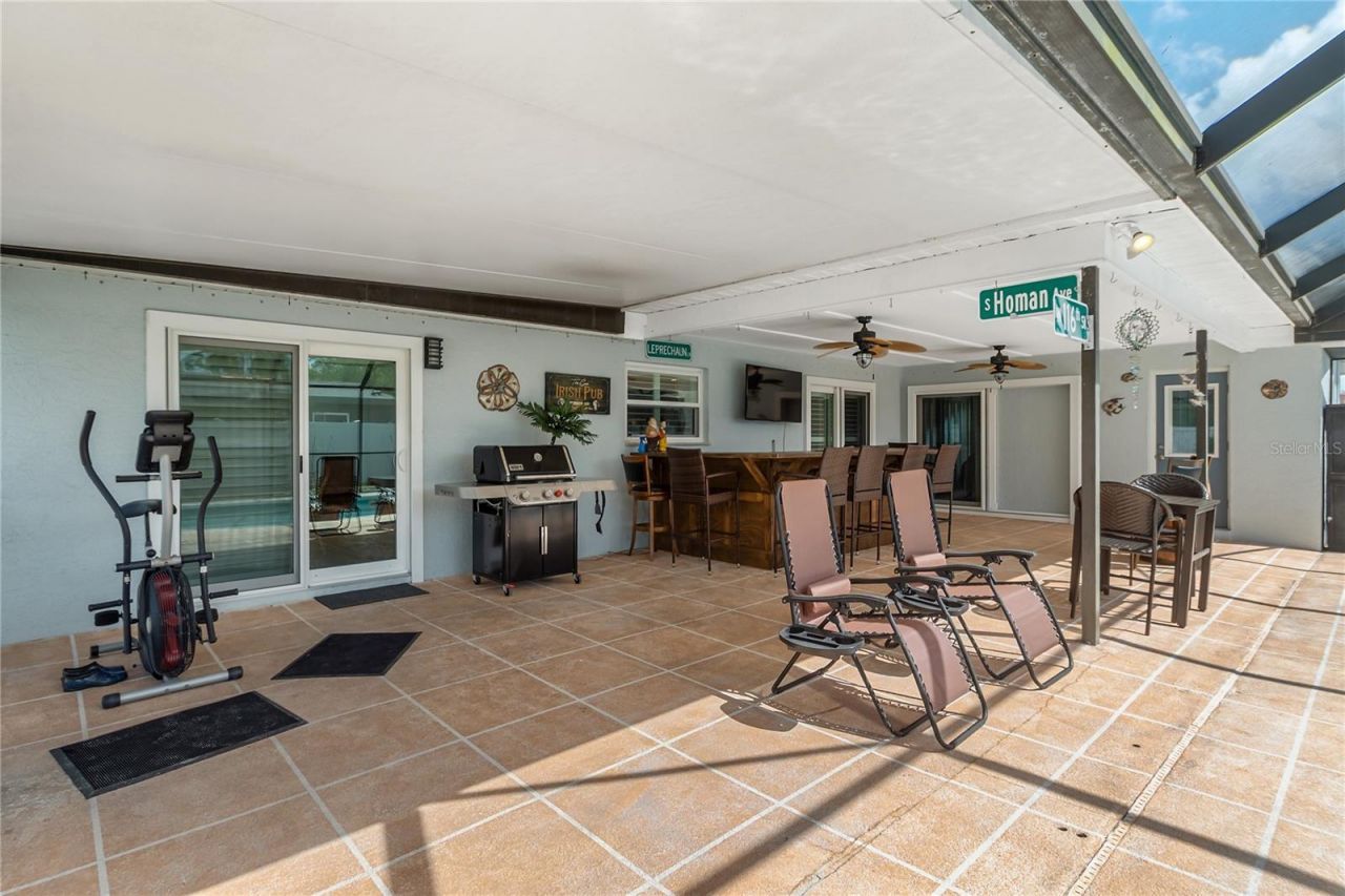 11796 Saree Court, Seminole, FL 33778 Photo