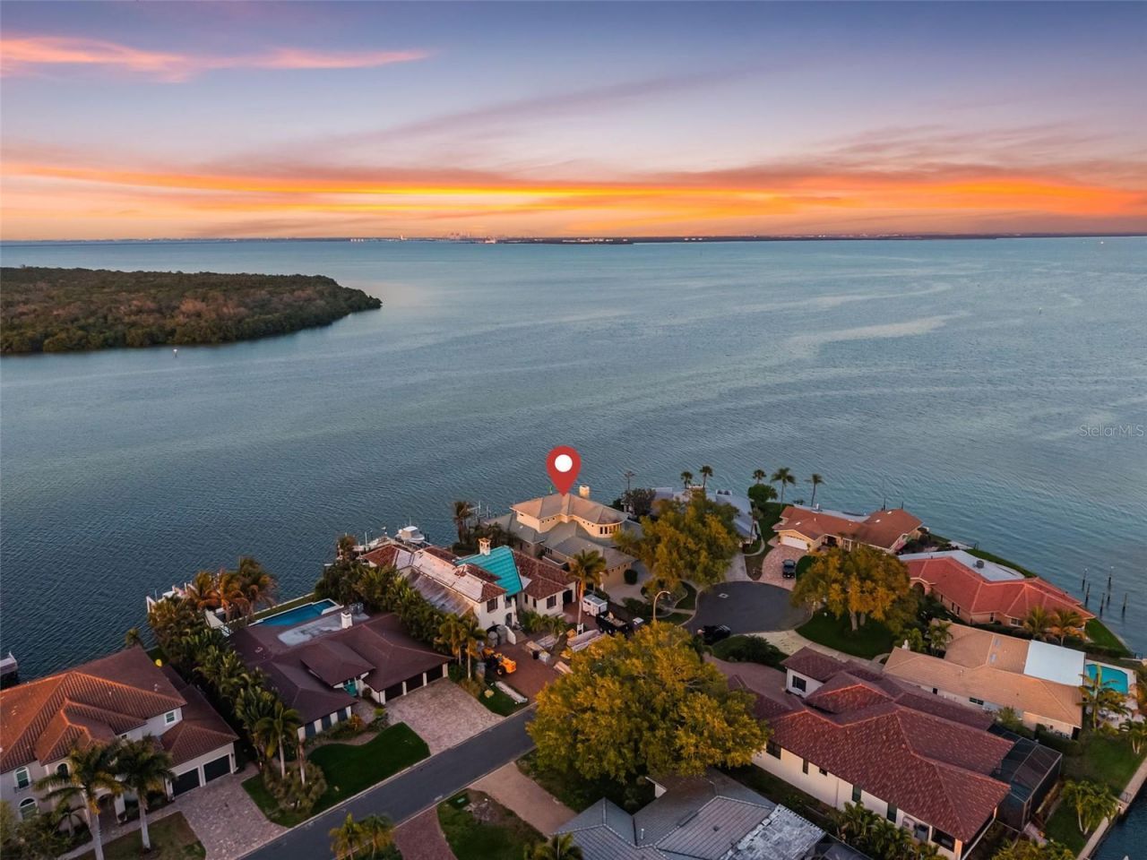 2279 Mermaid Point Ne, Saint Petersburg, FL 33703 Photo