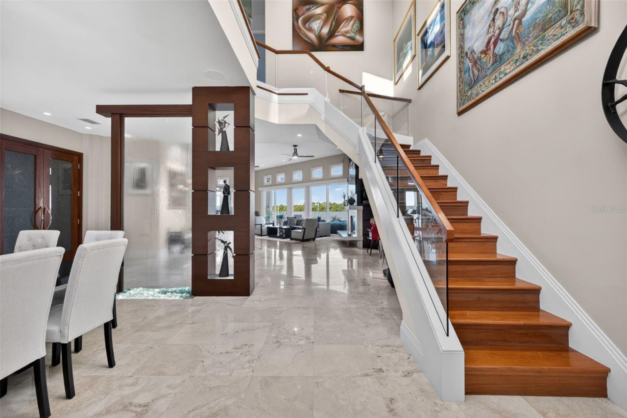 2279 Mermaid Point Ne, Saint Petersburg, FL 33703 Photo