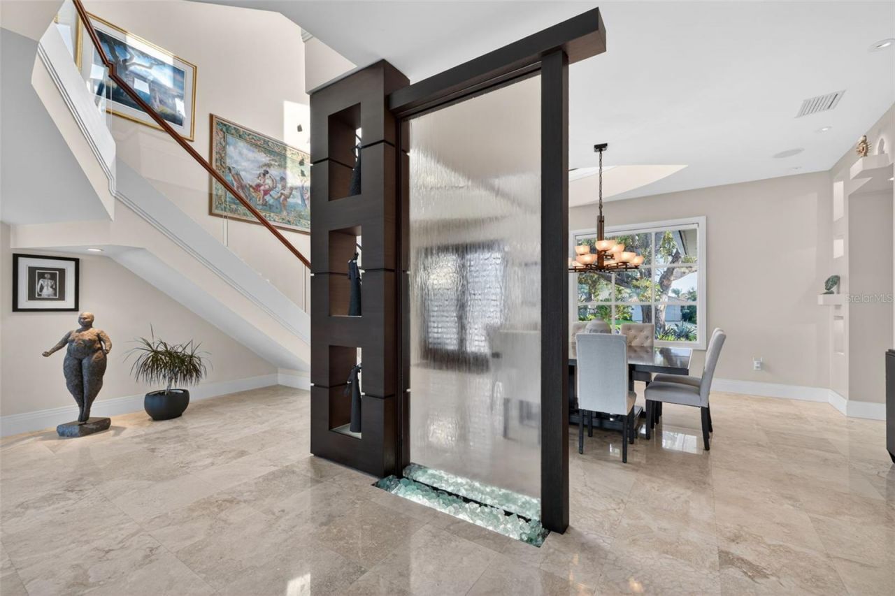 2279 Mermaid Point Ne, Saint Petersburg, FL 33703 Photo