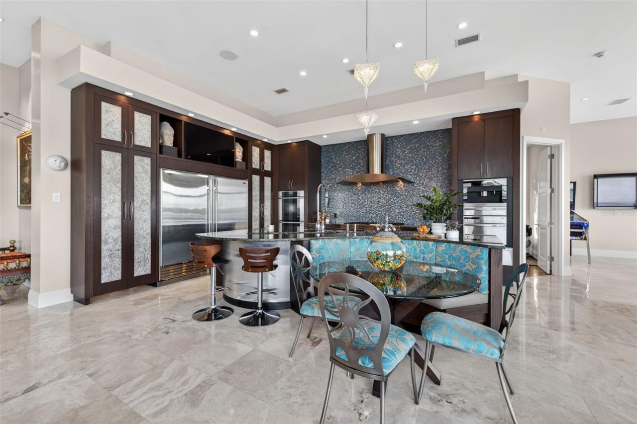 2279 Mermaid Point Ne, Saint Petersburg, FL 33703 Photo