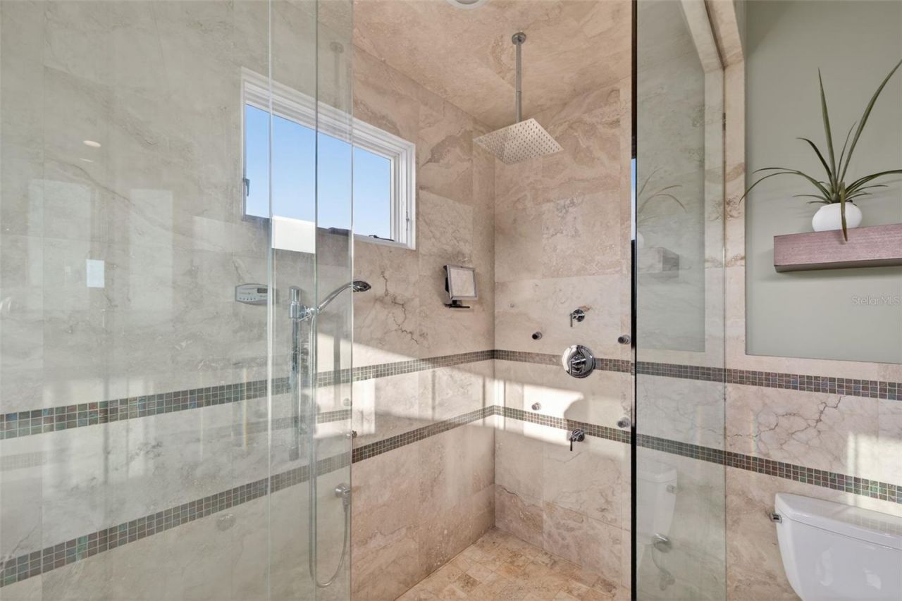 2279 Mermaid Point Ne, Saint Petersburg, FL 33703 Photo