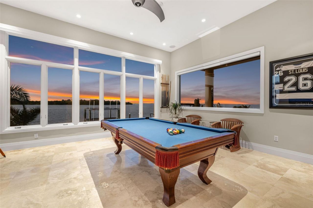 2279 Mermaid Point Ne, Saint Petersburg, FL 33703 Photo