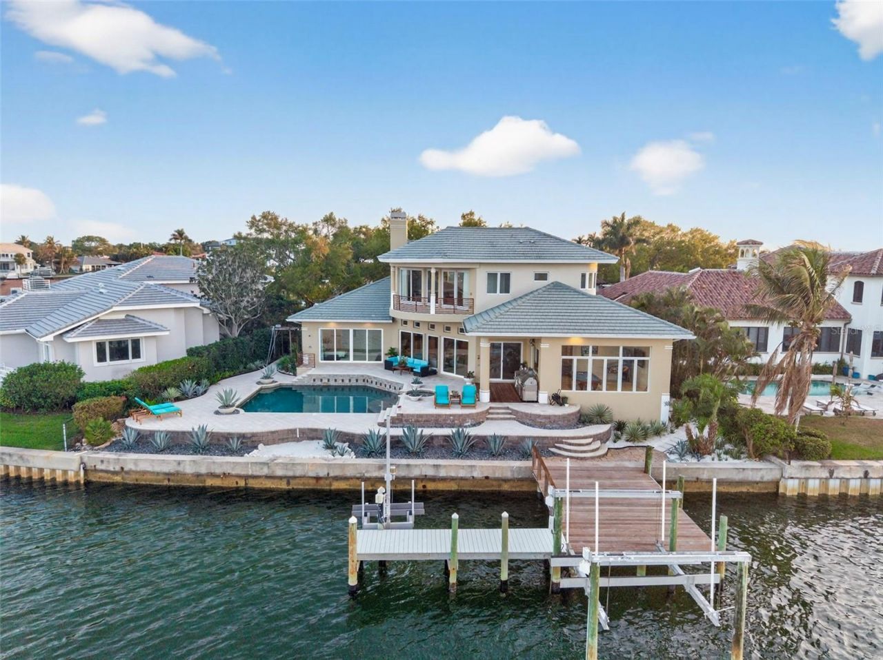 2279 Mermaid Point Ne, Saint Petersburg, FL 33703 Photo