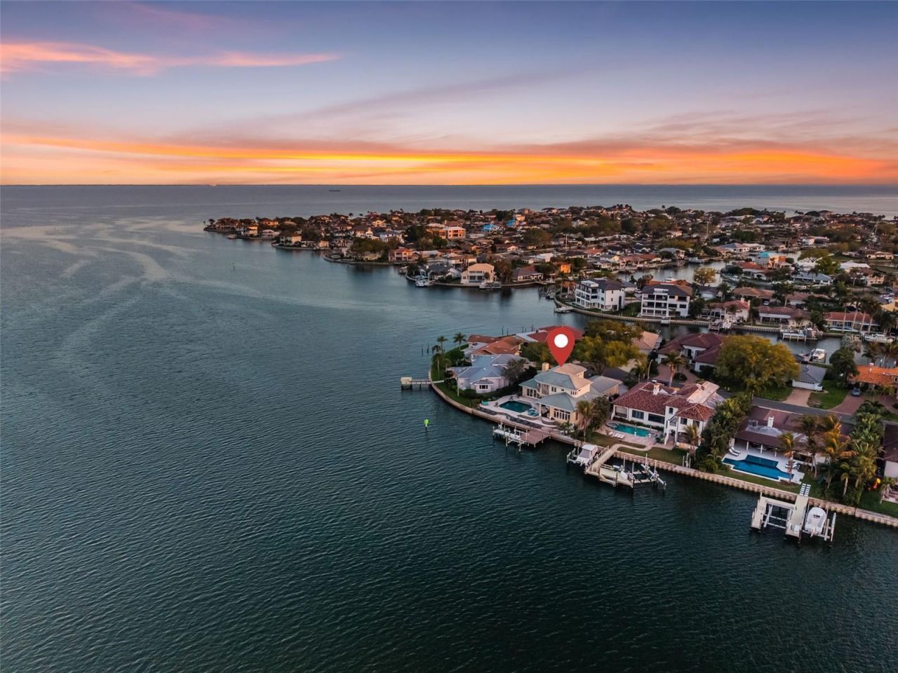 2279 Mermaid Point Ne, Saint Petersburg, FL 33703 Photo