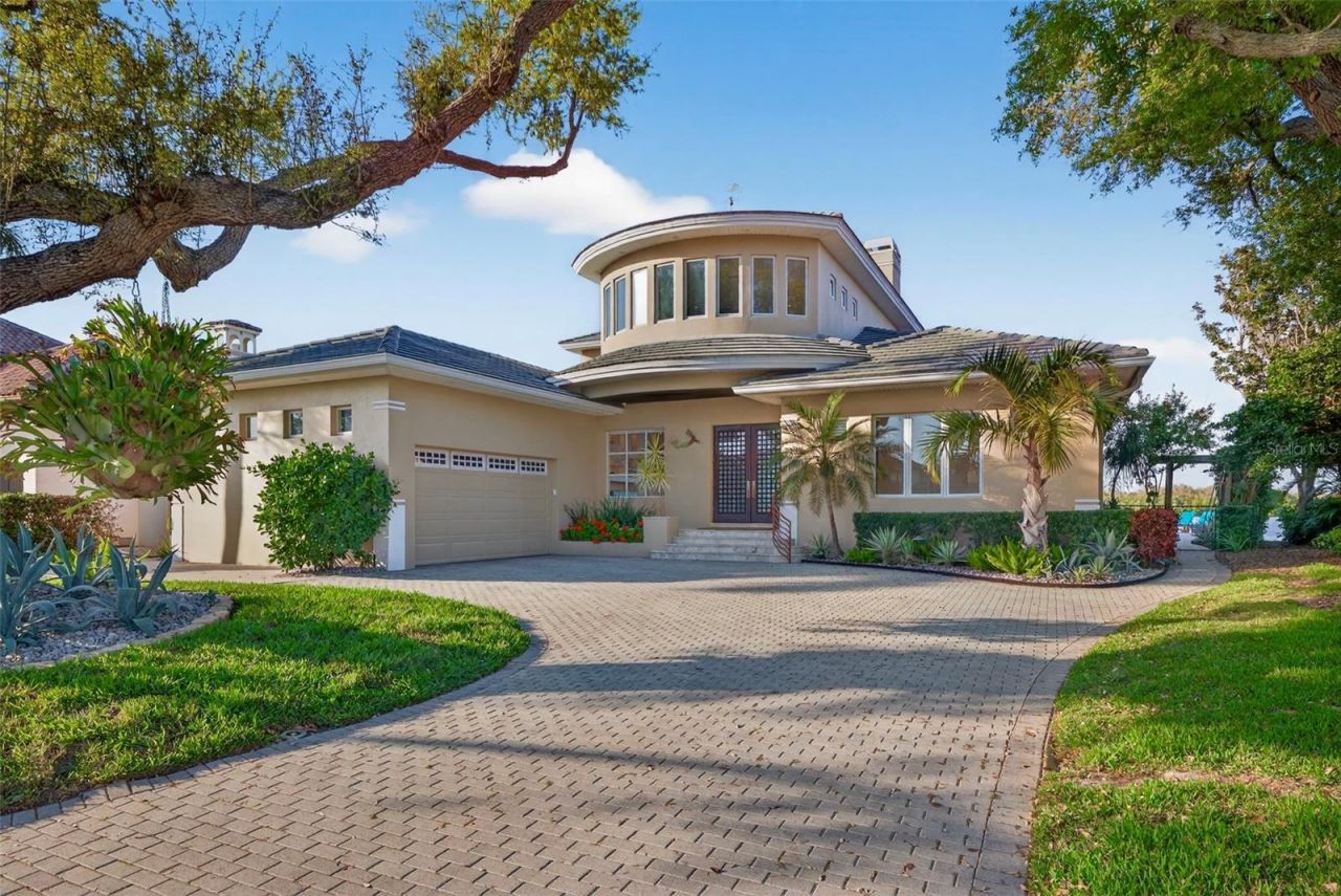 2279 Mermaid Point Ne, Saint Petersburg, FL 33703 Photo