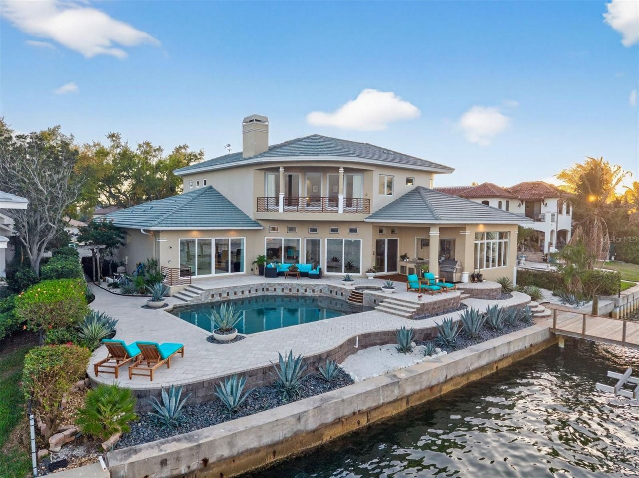 2279 Mermaid Point Ne, Saint Petersburg, FL 33703 Photo