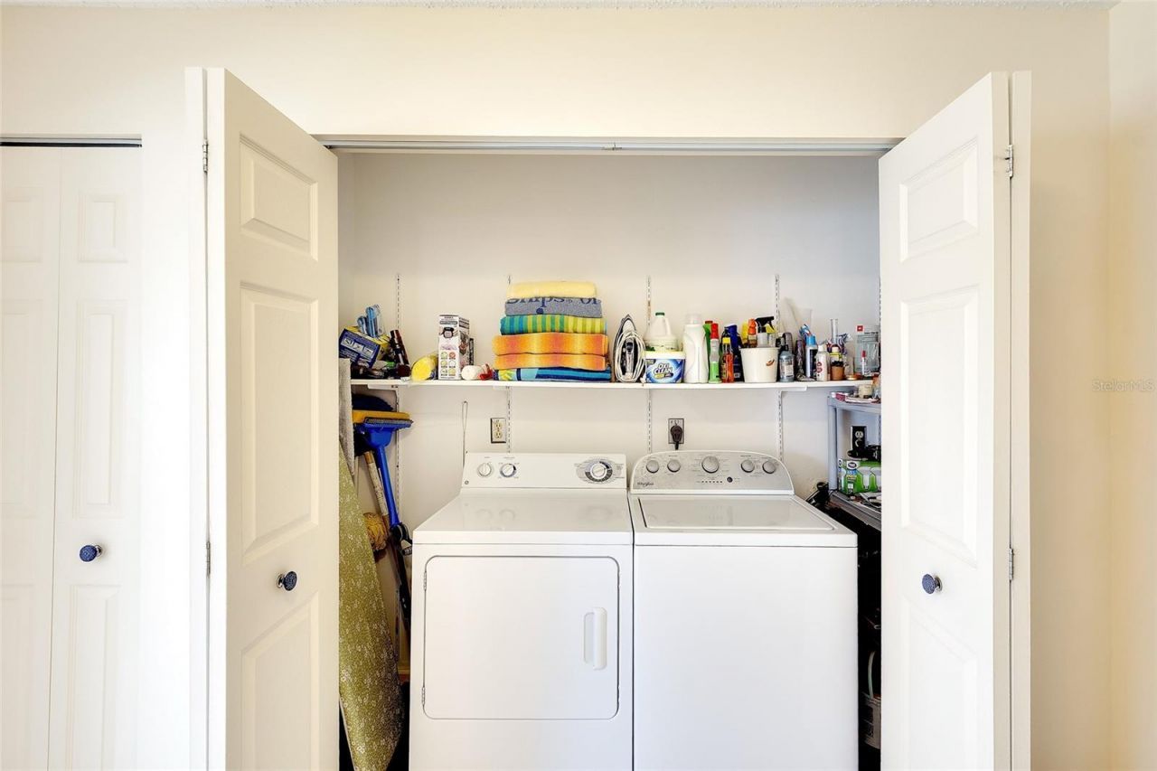 6004 Vivienda Drive , Unit 8, Bradenton, FL 34207 Photo