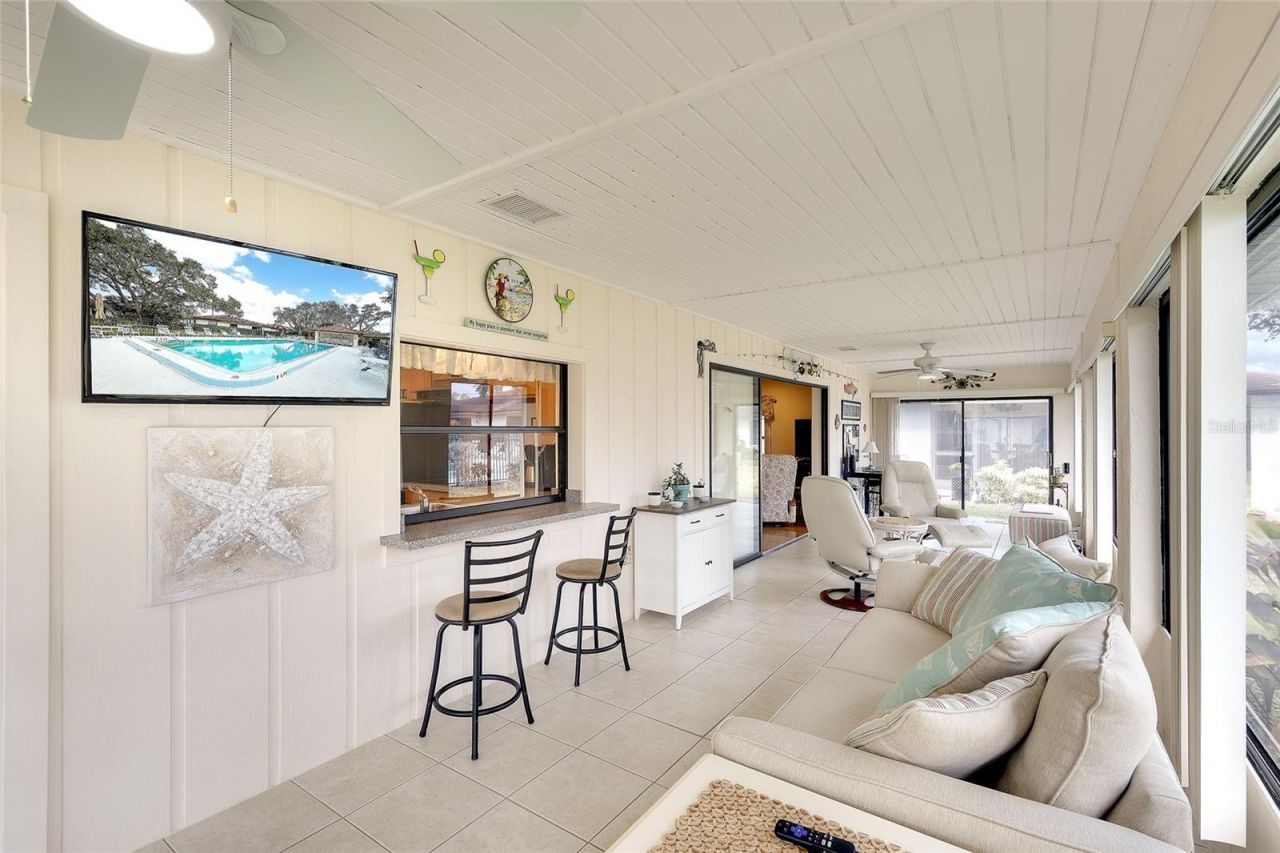 6004 Vivienda Drive , Unit 8, Bradenton, FL 34207 Photo