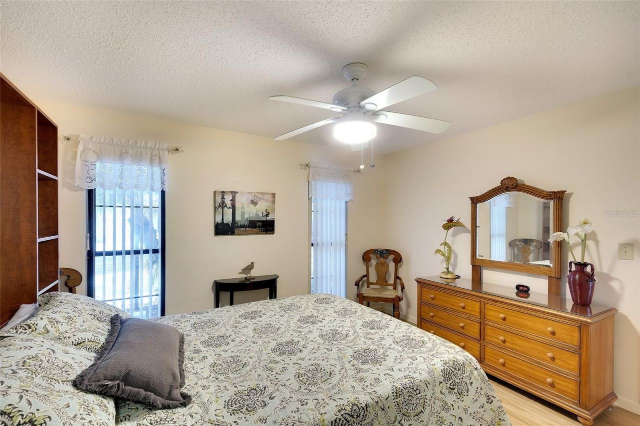 6004 Vivienda Drive , Unit 8, Bradenton, FL 34207 Photo