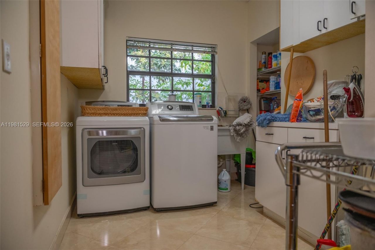 4655 SW 89th Ave , Miami, FL 33165 Photo