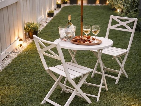 613 NW 10th St, Unit 2, Hallandale Beach, FL 33009