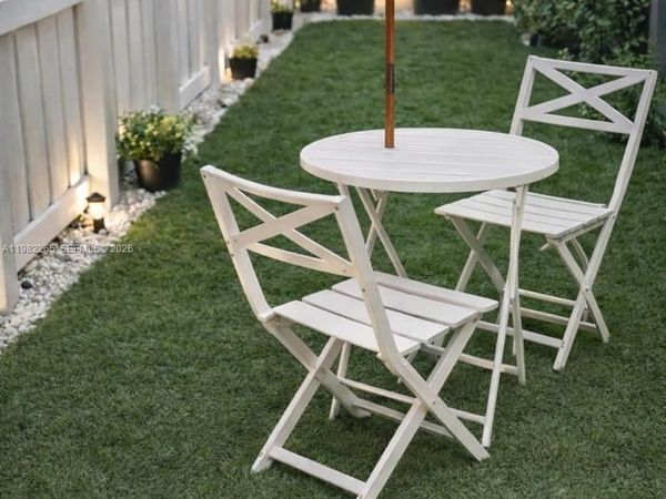 613 NW 10th St, Unit 2, Hallandale Beach, FL 33009