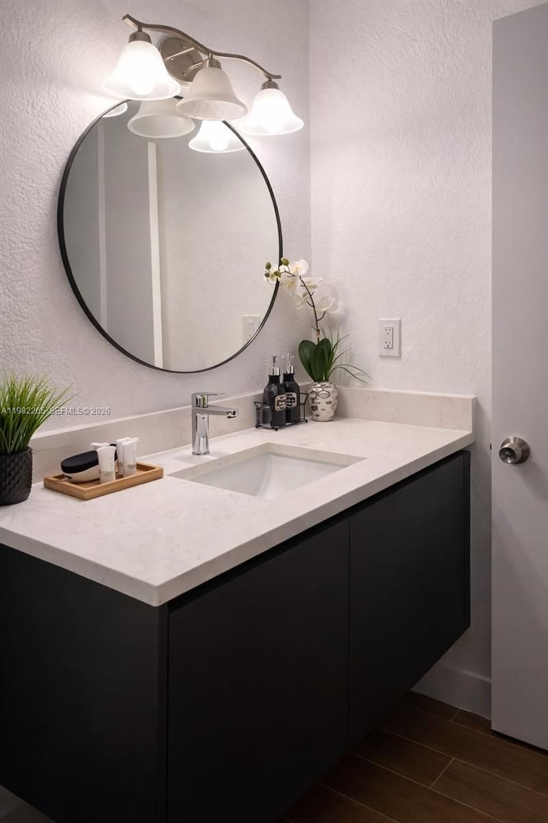 613 NW 10th St, Unit 2, Hallandale Beach, FL 33009 Photo