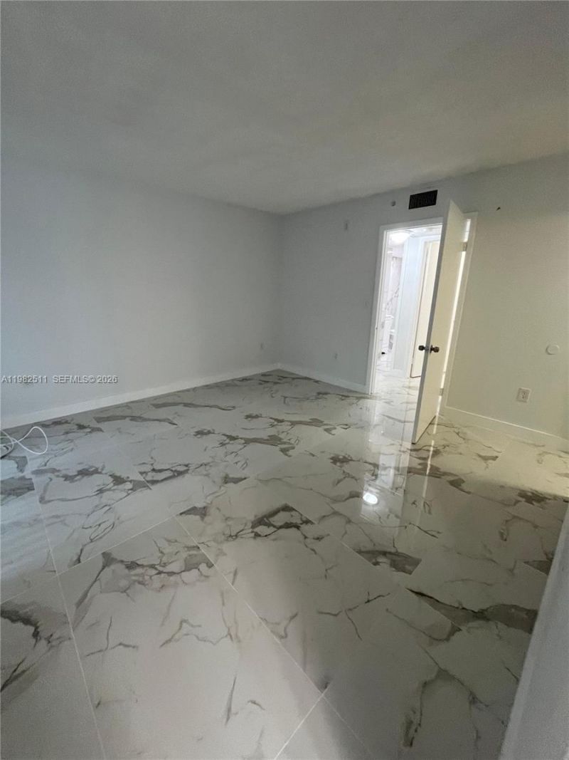 8650 SW 133rd Ave Rd, Unit 116, Miami, FL 33183 Photo