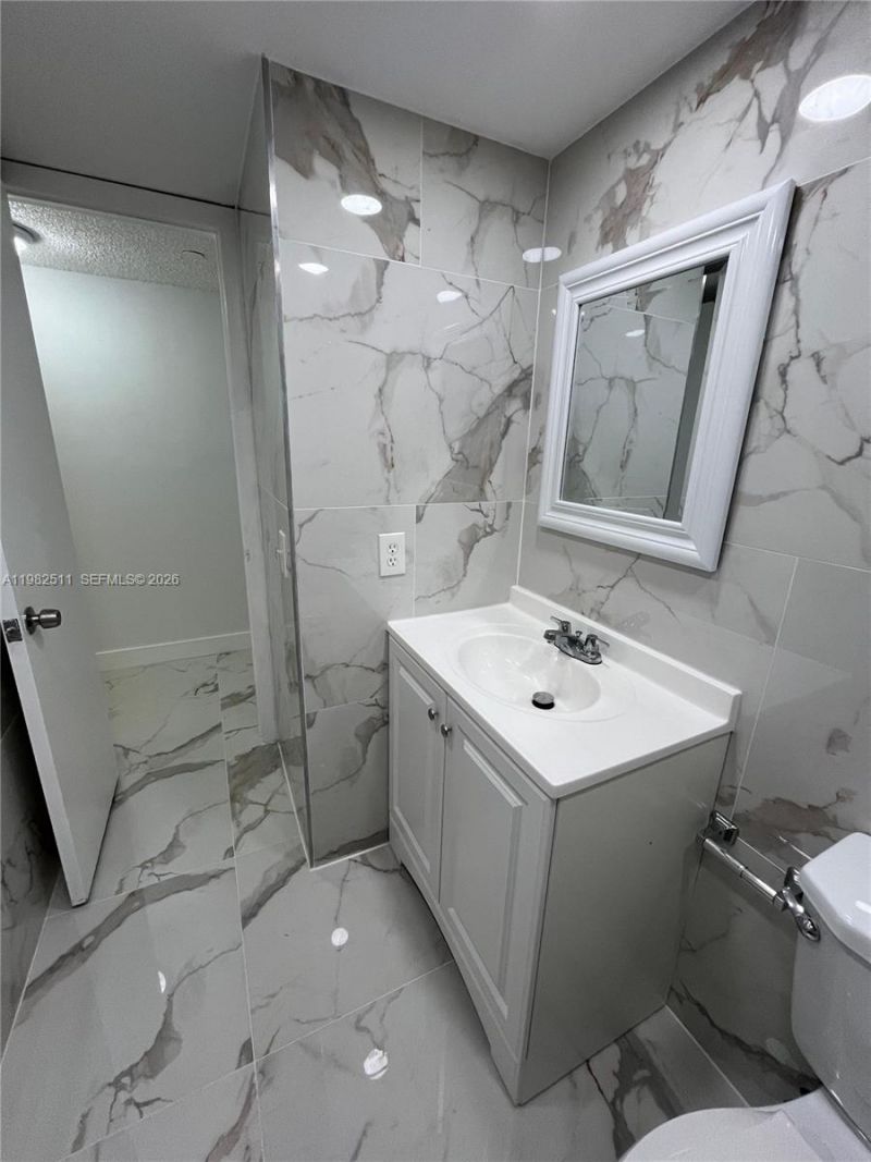 8650 SW 133rd Ave Rd, Unit 116, Miami, FL 33183 Photo