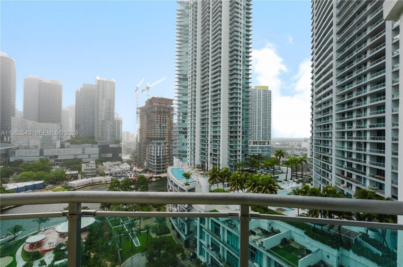 350 S Miami Ave, Unit 1814, Miami, FL 33130 Photo