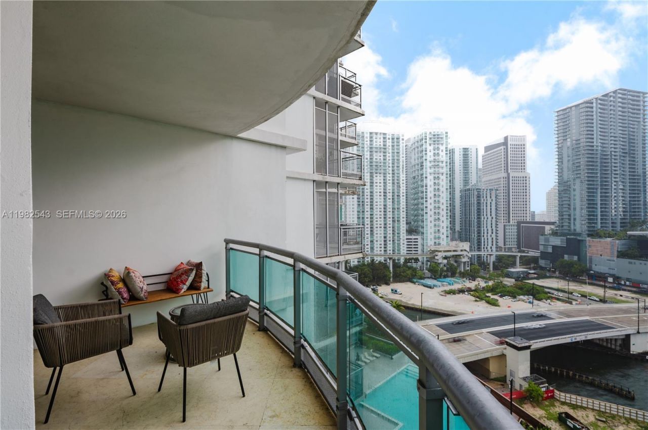350 S Miami Ave, Unit 1814, Miami, FL 33130 Photo
