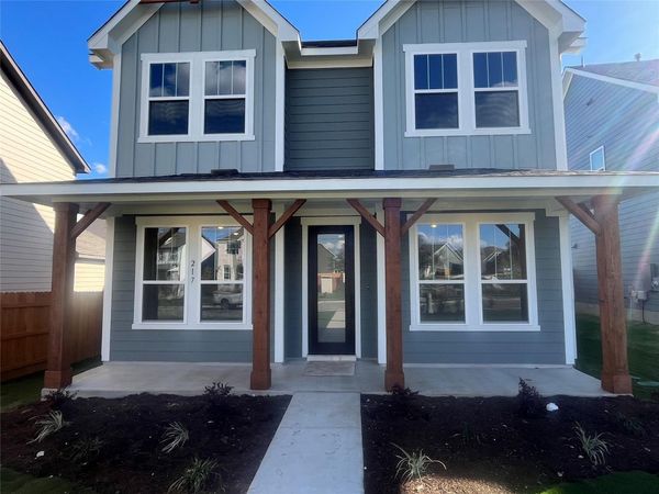 217 Woodrow LN , Liberty Hill, TX 78642