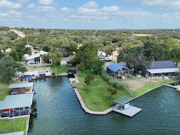 506 Ranch Road 2233, Sunrise Beach, TX 78643