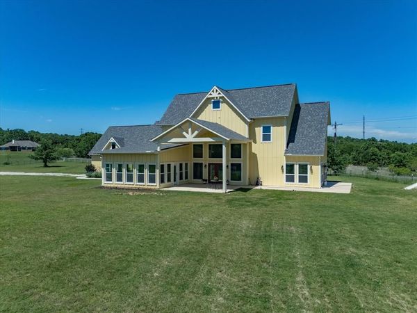 2025 County Road 1792, Sunset, TX 76270