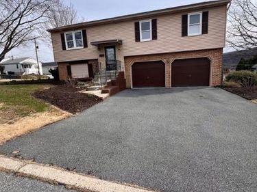 806 E PAOLI STREET, ALLENTOWN, PA 18103