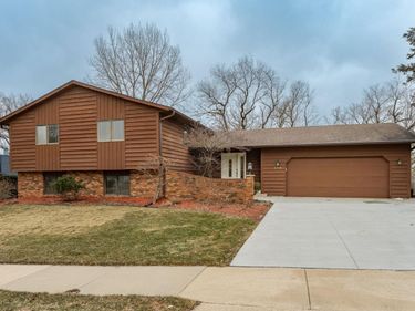1718 22nd Avenue NE, Rochester, MN 55906