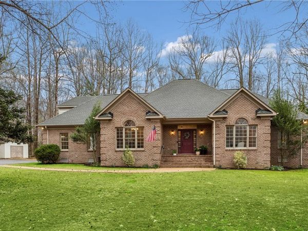 7904 Matthew Court, Lanexa, VA 23089