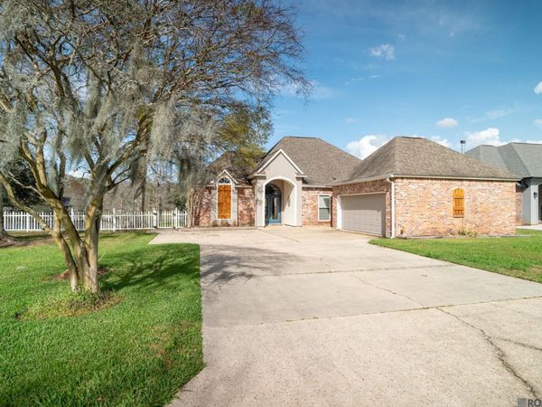 11940 River Highlands Drive, Maurepas, LA 70449
