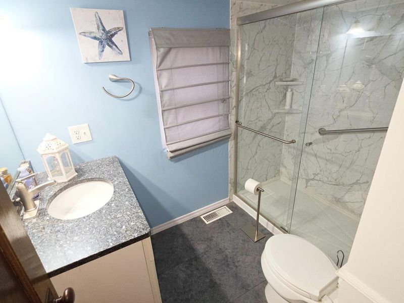 571 Luther Place , Mansfield, OH 44902 Photo 17